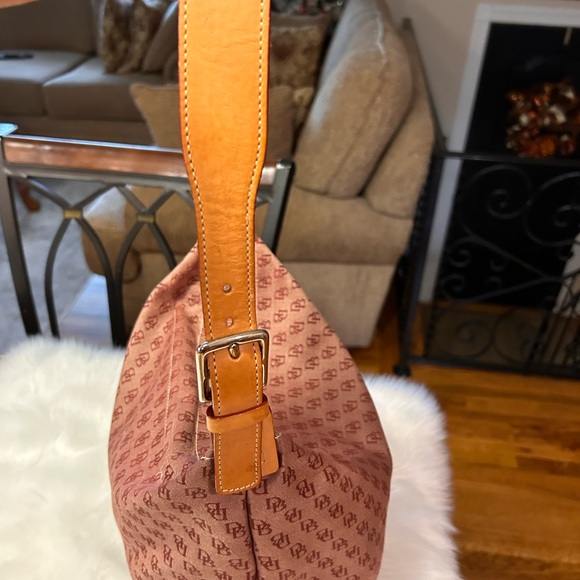 DOONEY & BOURKE Vintage Shoulder Bag excellent condition - Picture 7 of 7